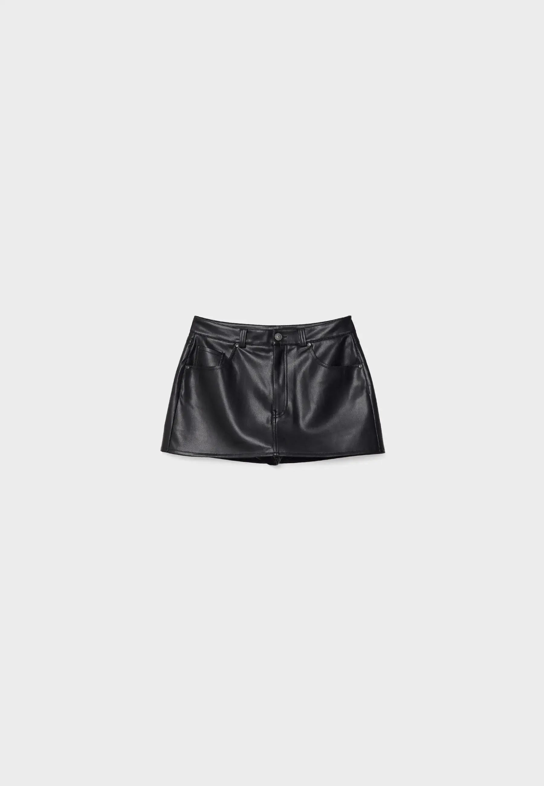 FAUX LEATHER SKORT