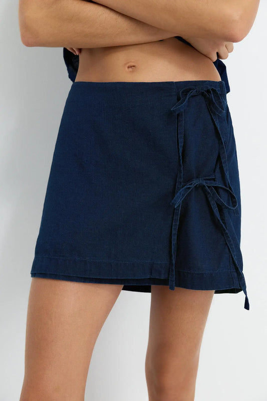 MINI SKIRT WITH BOWS